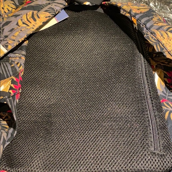 🆕Roxy Free For Sun Anthracite Jungly Flowers - Picture 8 of 8